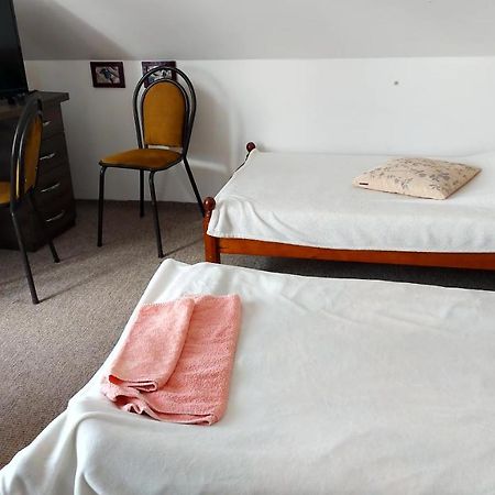 Apartamento Gyvenamuju Patalpu Nuoma Kelme Exterior foto